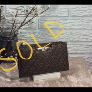 JONES NEW YORK Wallett